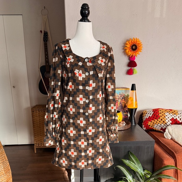 Vintage Dresses & Skirts - 60s Mod Dagger Collar Mini Dress